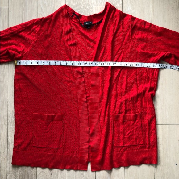 Torrid Open Front Lace Cardigan in Red Size 3X - Picture 2 of 10